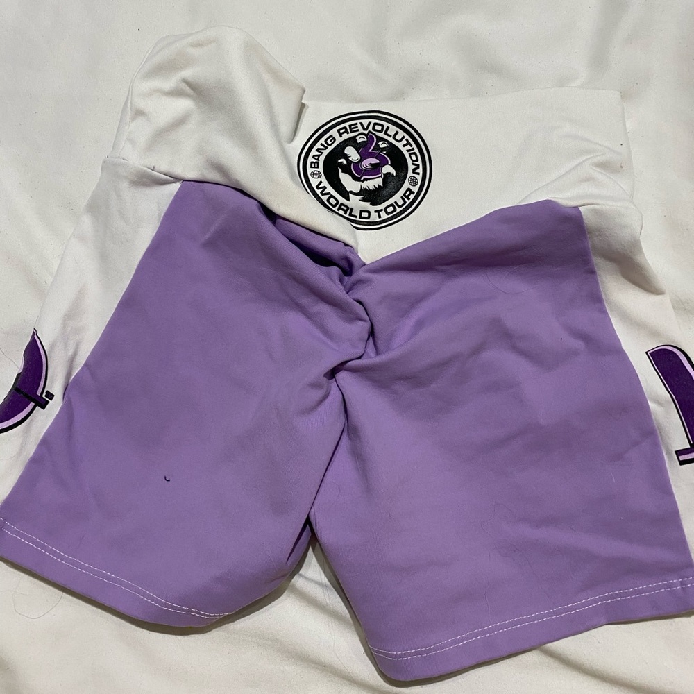 Booty scrunch shorts